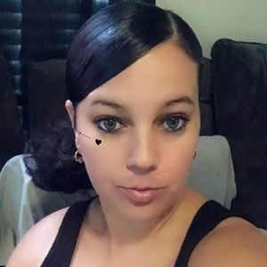 Meet your Posher, Sylvia